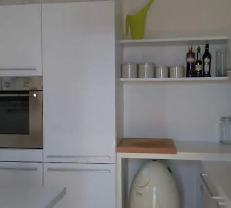 Aparment With Sea View La Casa Gialla Франкавилла-аль-Маре