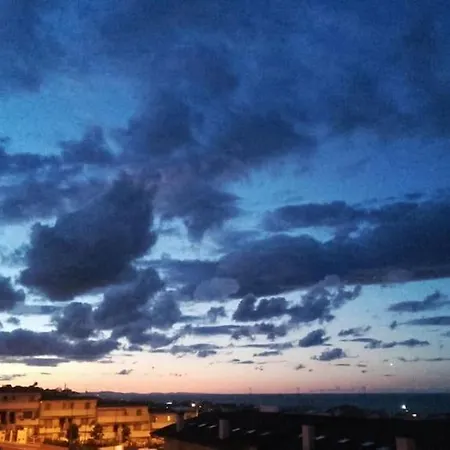 Aparment With Sea View La Casa Gialla Дом отдыха