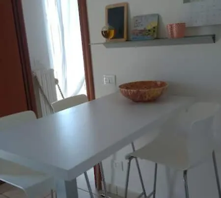 Aparment With Sea View La Casa Gialla Дом отдыха Франкавилла-аль-Маре
